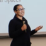 Debralynn Woodberry-Shaw giving Three Minute Thesis presentation